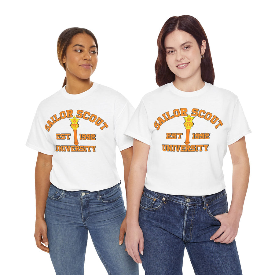 Venus Love Chain Unisex Heavy Cotton Tee